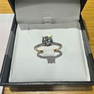 Elegant Gold and Silver Ring